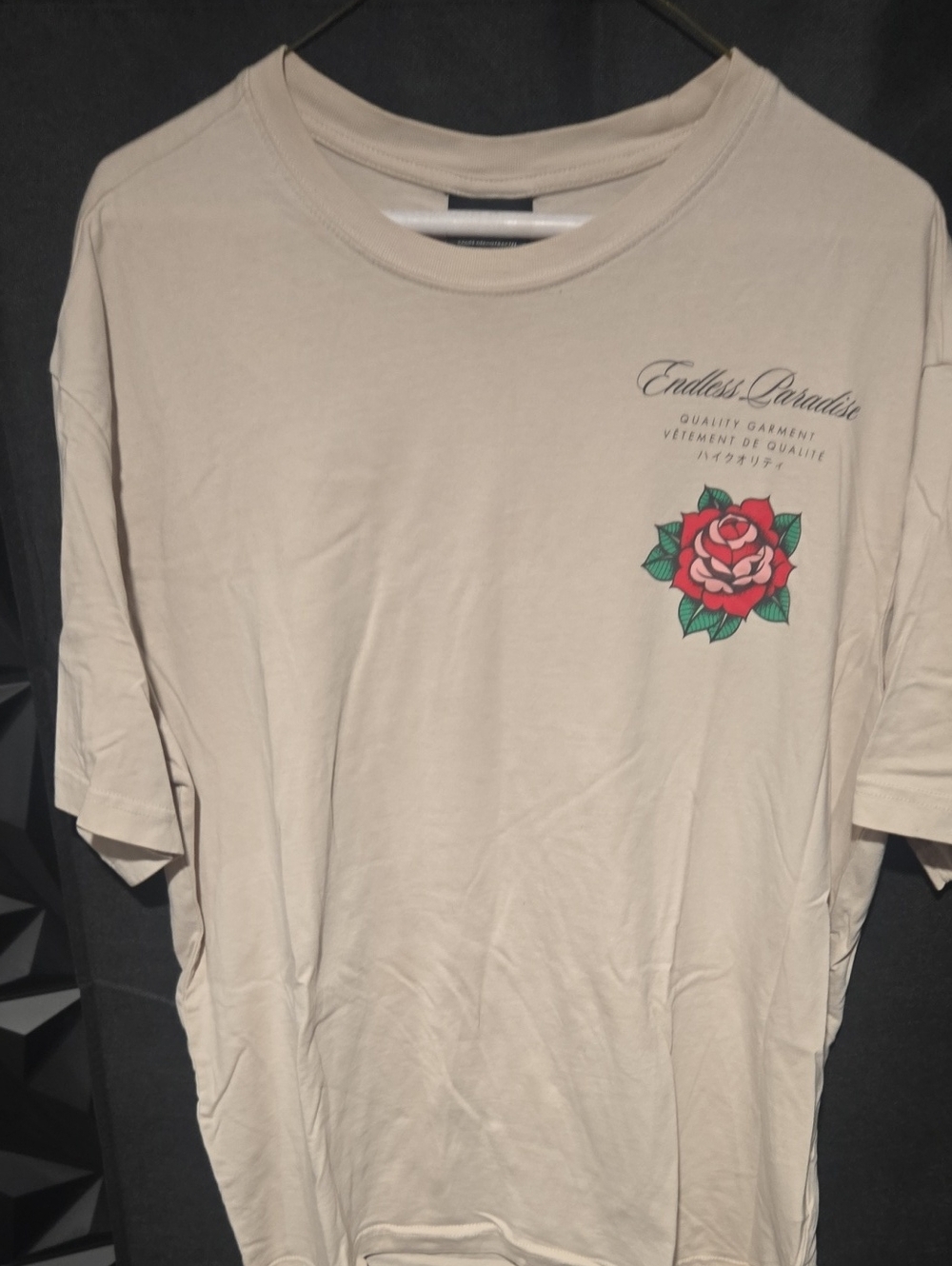 H&M Cream Short-Sleeve Tee with Red Rose Graphic